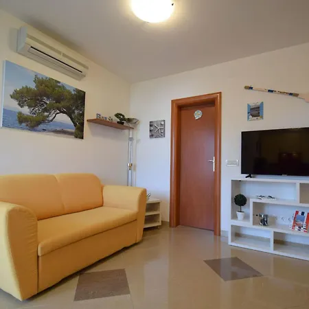 Adlitika By Interhome Appartement Malinska