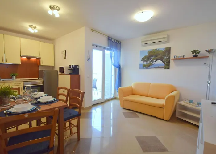 Adlitika By Interhome